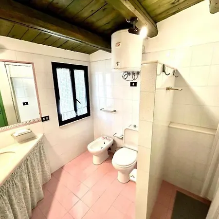 House On The بيت للعطل