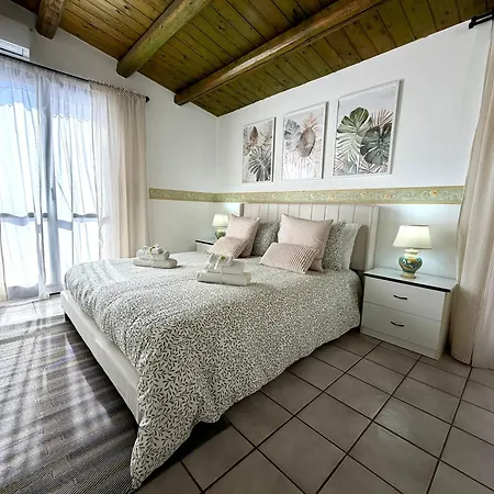 Ferienhaus House On The